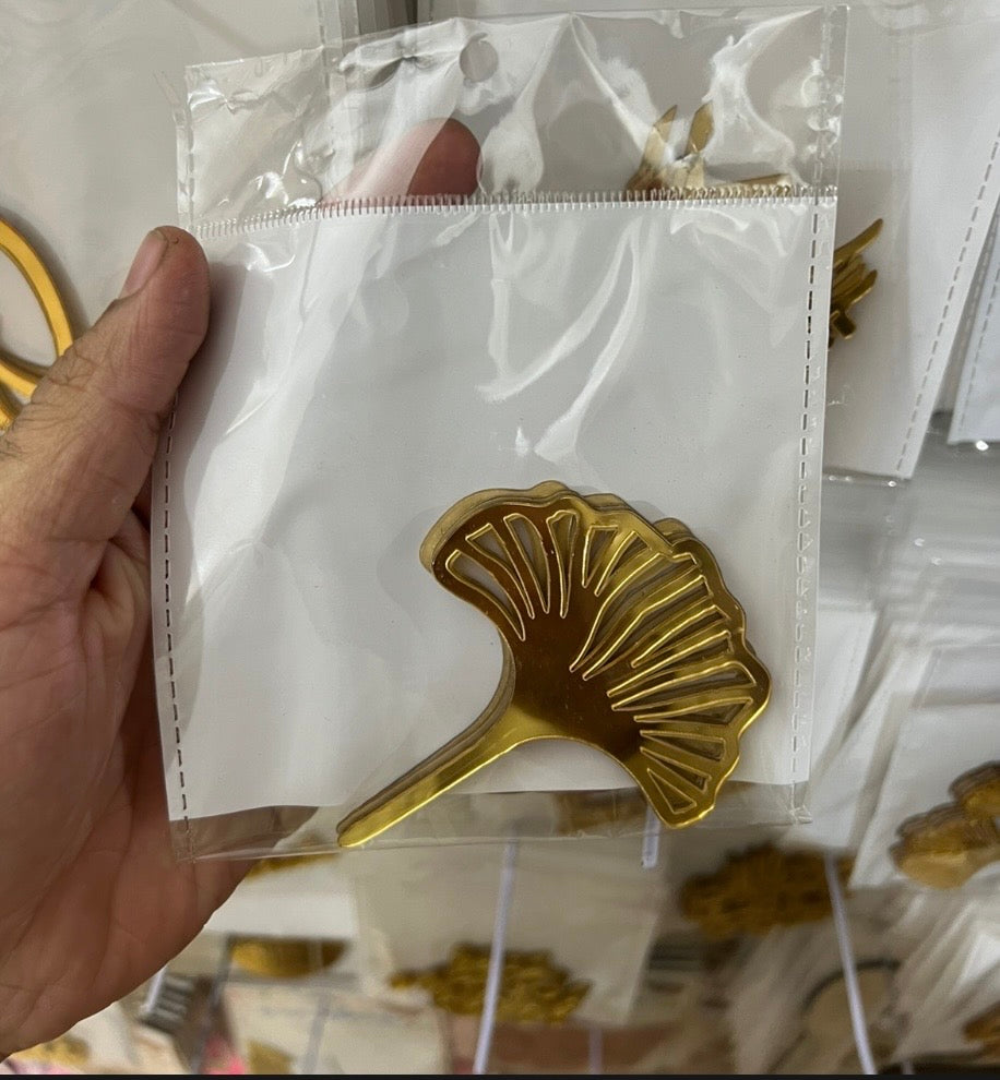 Gingko Leaves Acrylic Tag Pack of 5 ( design 2)