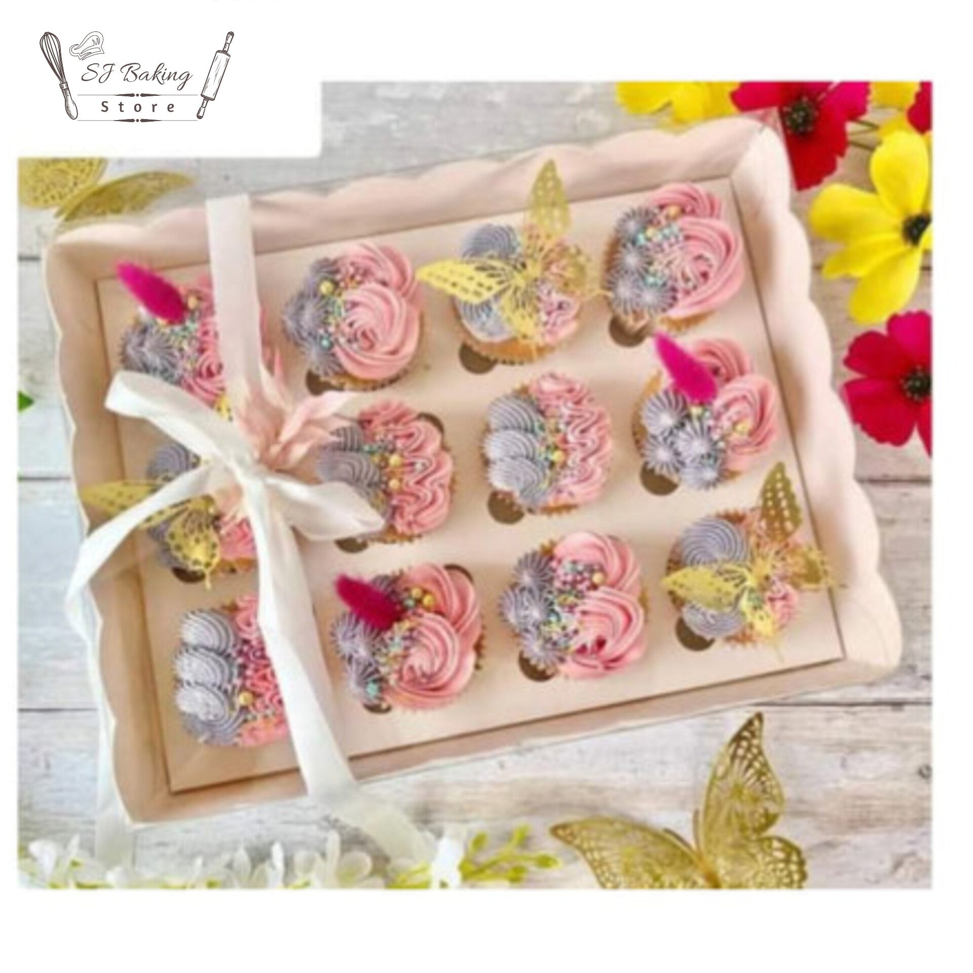 12 Cavity Transparent Lid Cupcake Box